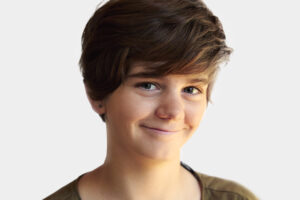 Chiara Headshot